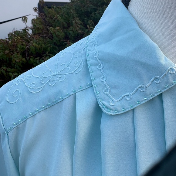 Vintage Mint Green Embroidered Blouse M - Picture 3 of 11